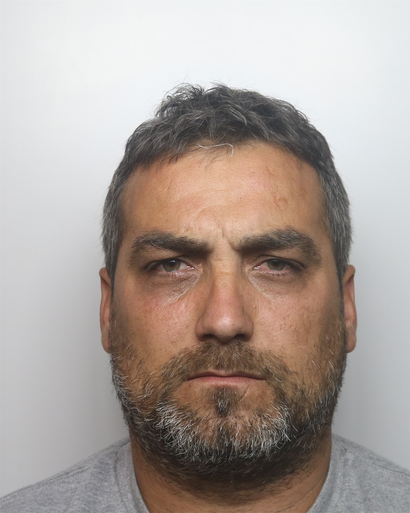 Man sentenced for drug offences and possession of a firearm – Iver 