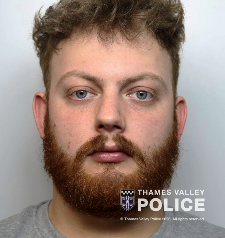 Man jailed after stabbing and threatening woman 